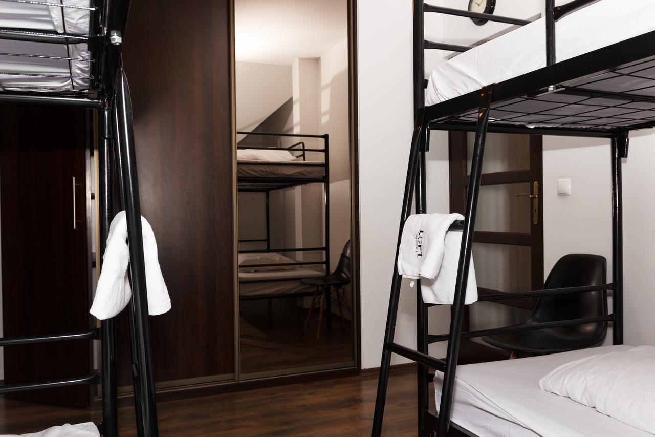 Hostel Loft Airport *